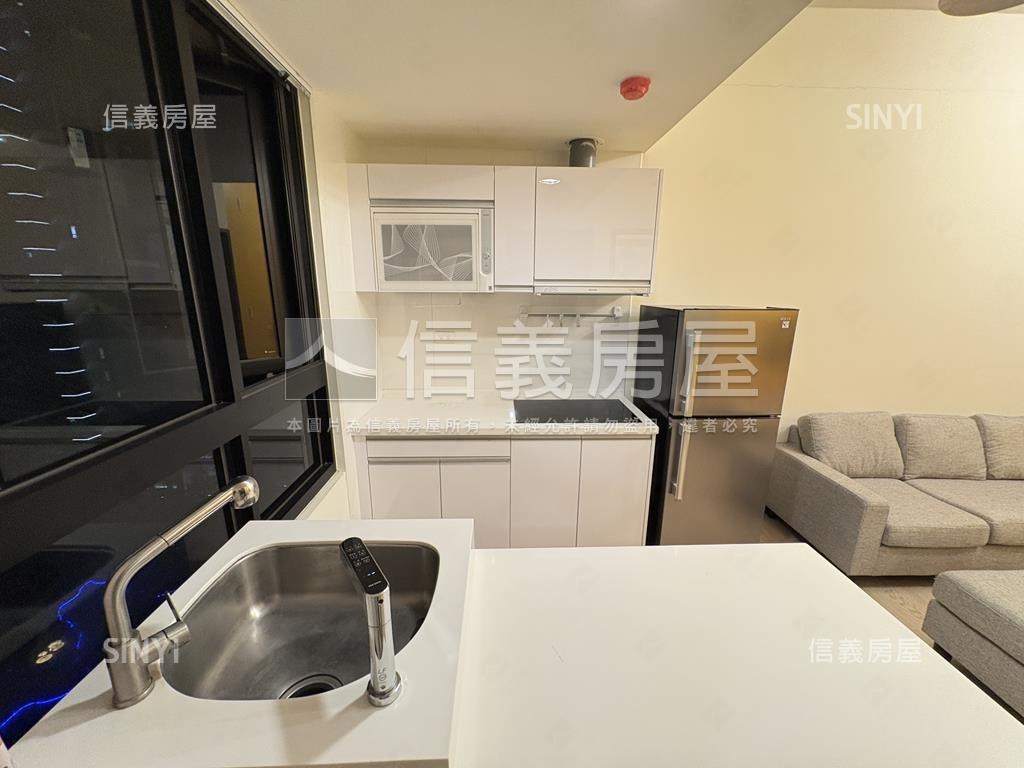 驚！高鐵夢幻誠後棟兩房房屋室內格局與周邊環境