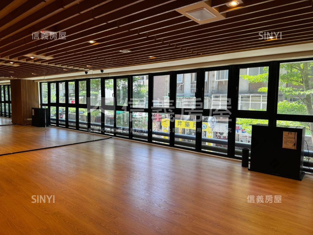 碧湖君鄰絕品兩房平面車位房屋室內格局與周邊環境