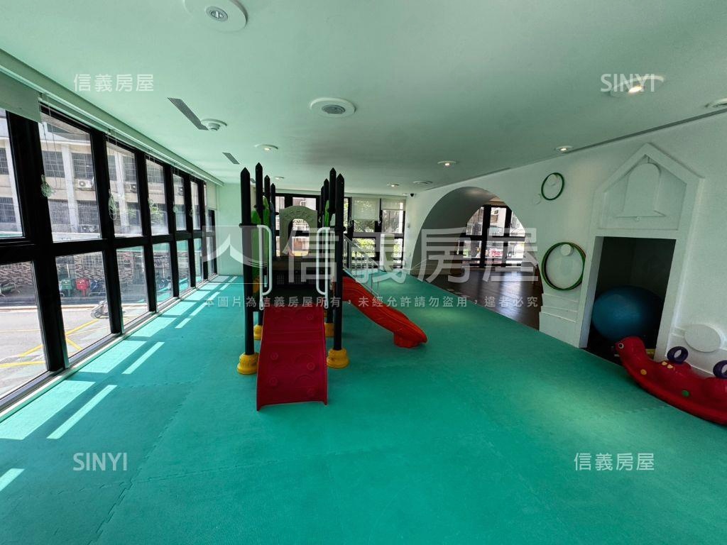 碧湖君鄰絕品兩房平面車位房屋室內格局與周邊環境