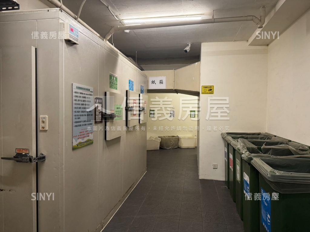 碧湖君鄰絕品兩房平面車位房屋室內格局與周邊環境