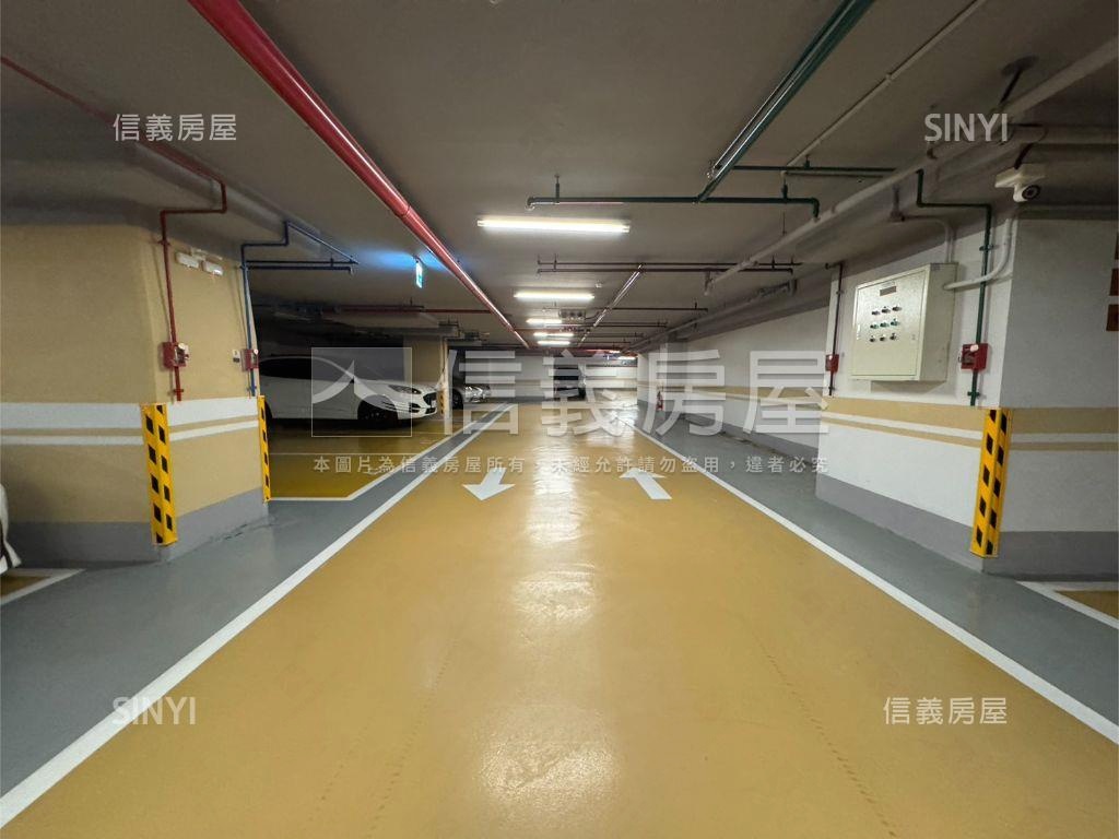 太陽帝國車位稀有釋出房屋室內格局與周邊環境