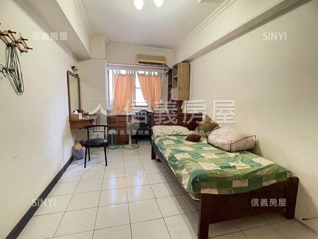 新堀江商圈露臺採光大四房房屋室內格局與周邊環境