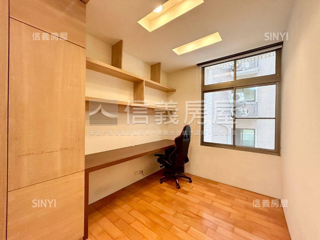 遠百閱讀台大美三房房屋室內格局與周邊環境