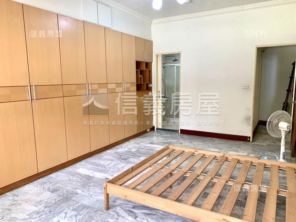 大坪林大四房美屋房屋室內格局與周邊環境