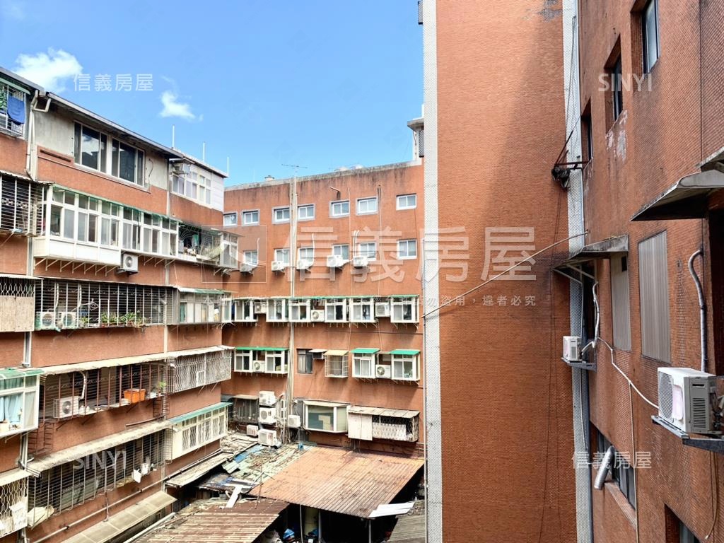 大坪林大四房美屋房屋室內格局與周邊環境