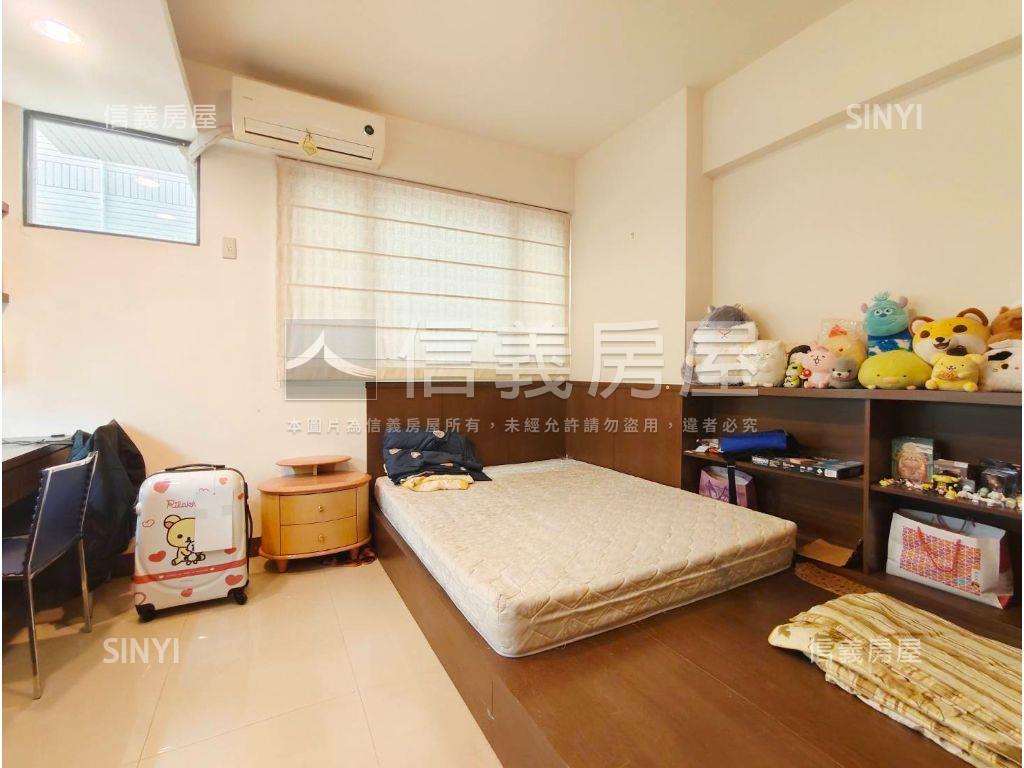 中都稀有正路金透店房屋室內格局與周邊環境