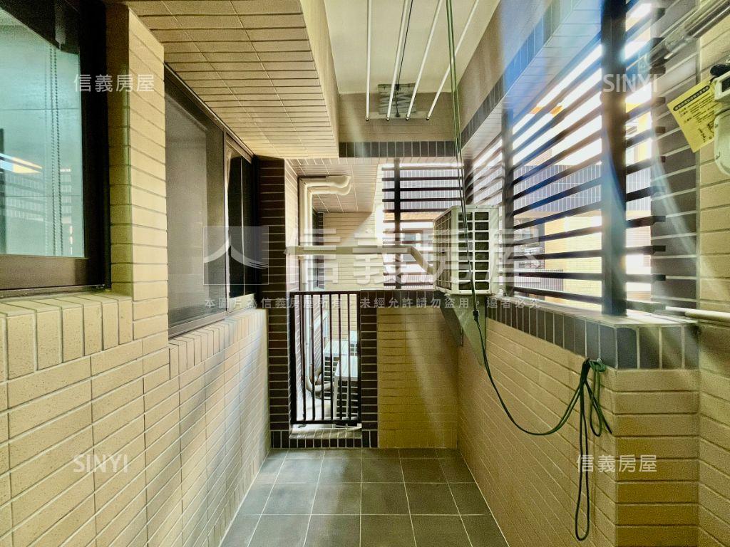 翡翠流域高樓景觀三房平車房屋室內格局與周邊環境