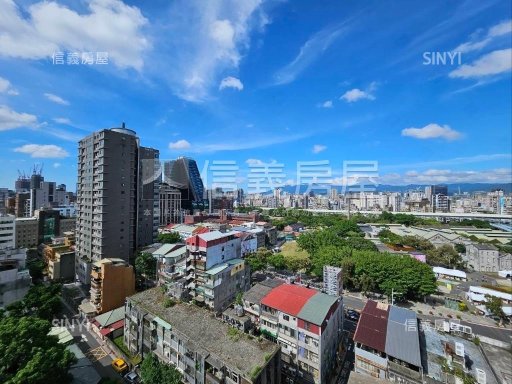 安家藏玉前棟１２樓Ｅ戶房屋室內格局與周邊環境