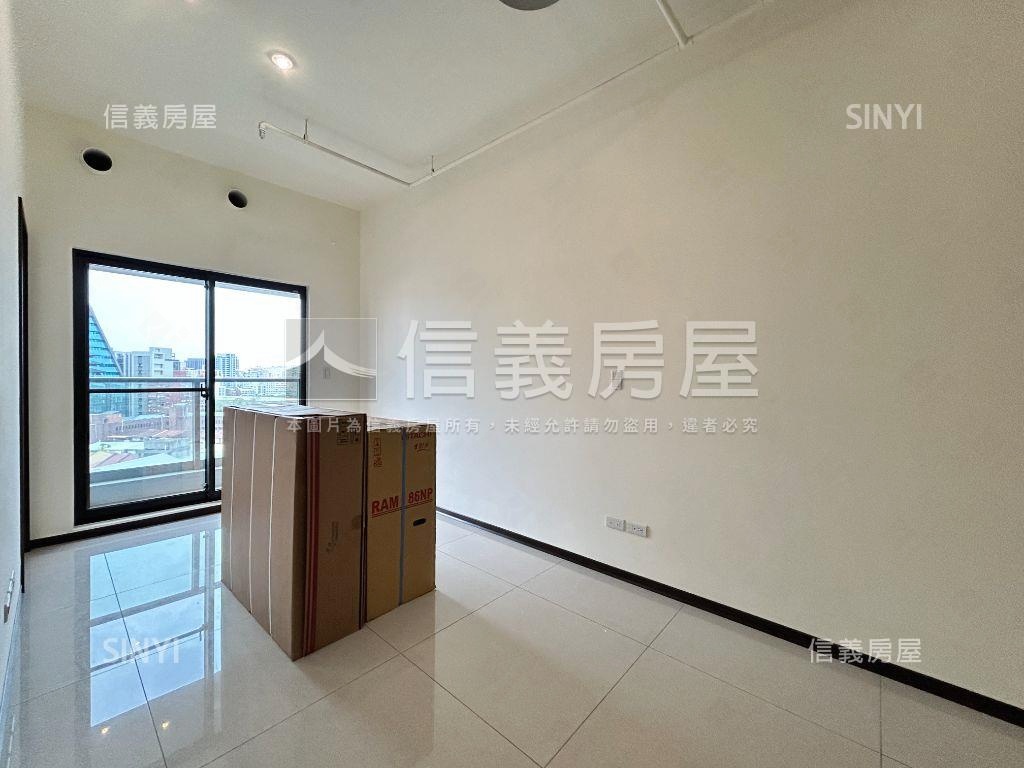 安家藏玉前棟１２樓Ｅ戶房屋室內格局與周邊環境