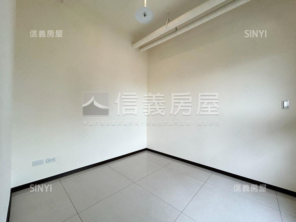 安家藏玉前棟１２樓Ｅ戶房屋室內格局與周邊環境