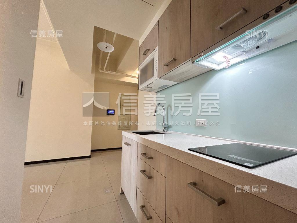 安家藏玉前棟１２樓Ｅ戶房屋室內格局與周邊環境