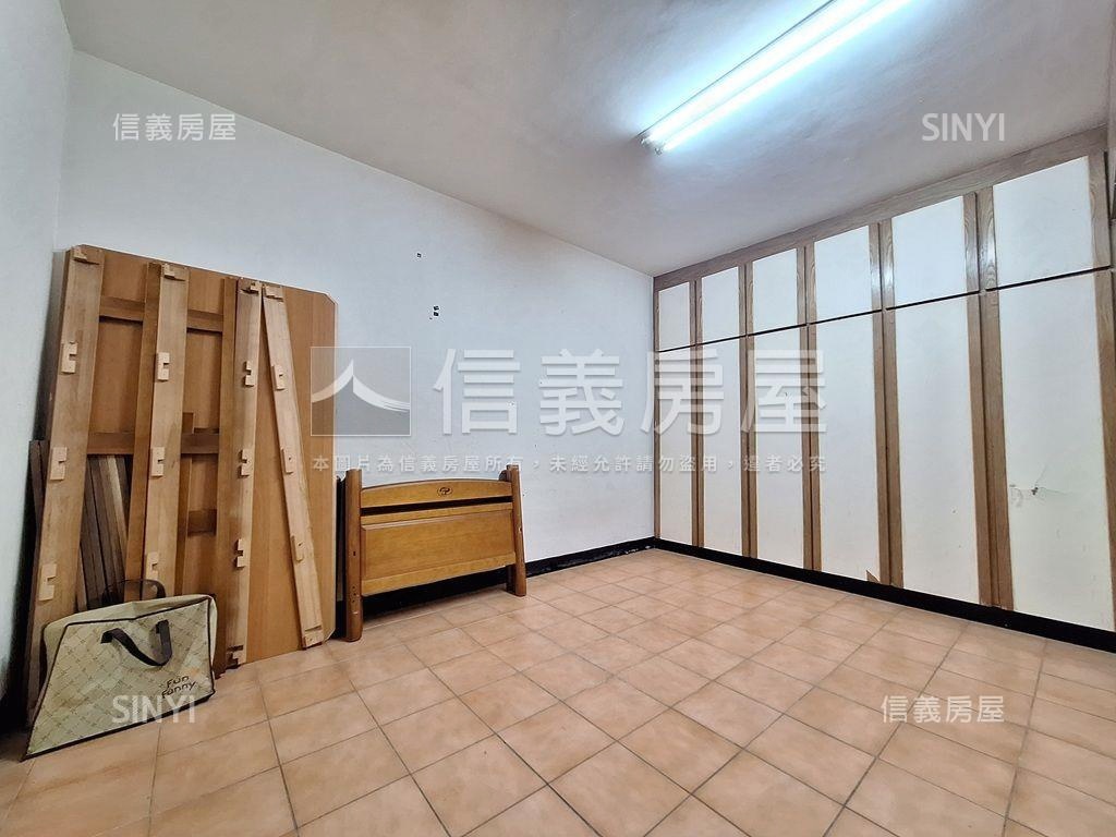 中央北自用收租不爬高二樓房屋室內格局與周邊環境