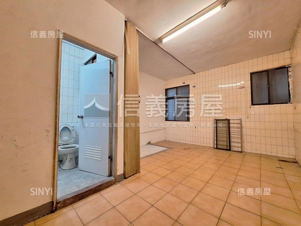 中央北自用收租不爬高二樓房屋室內格局與周邊環境