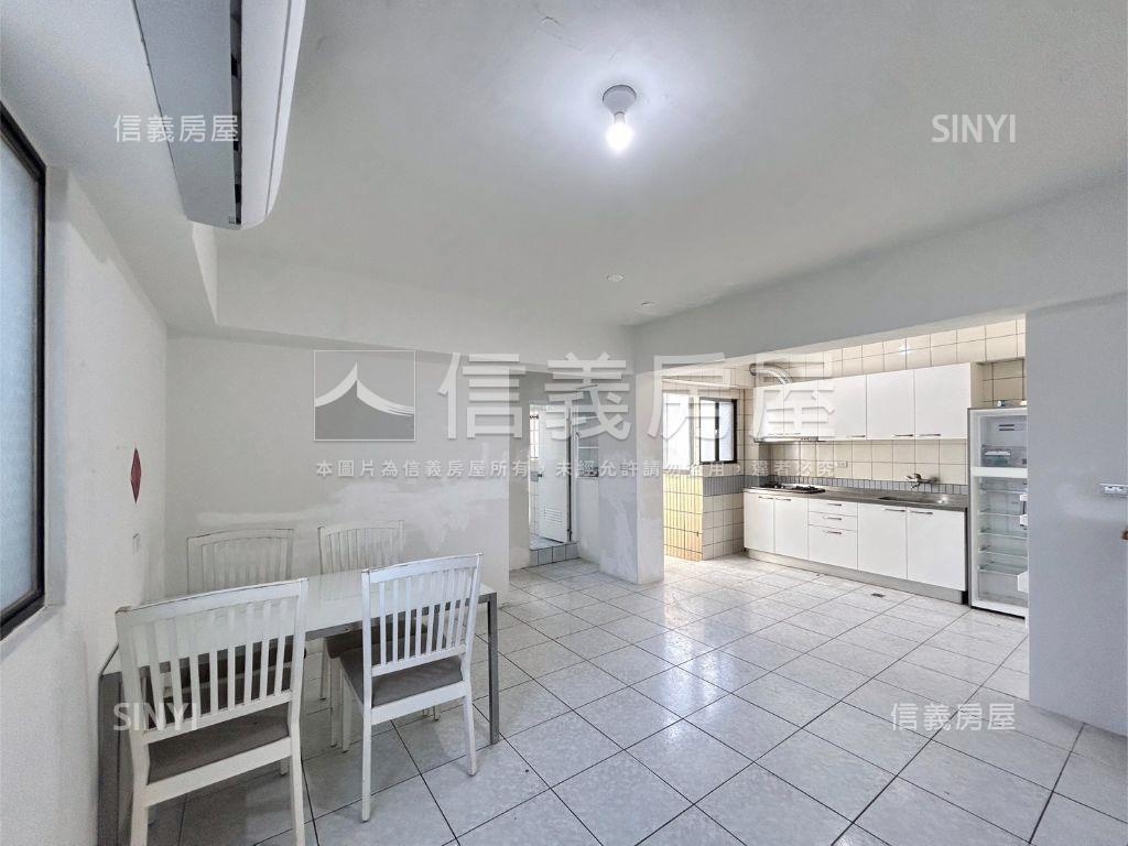 低總價曙光華廈房屋室內格局與周邊環境