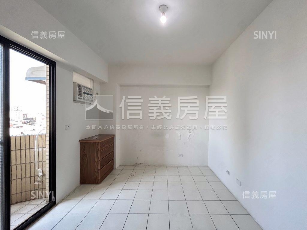 低總價曙光華廈房屋室內格局與周邊環境