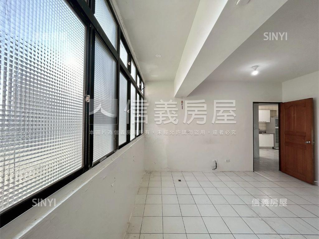 低總價曙光華廈房屋室內格局與周邊環境