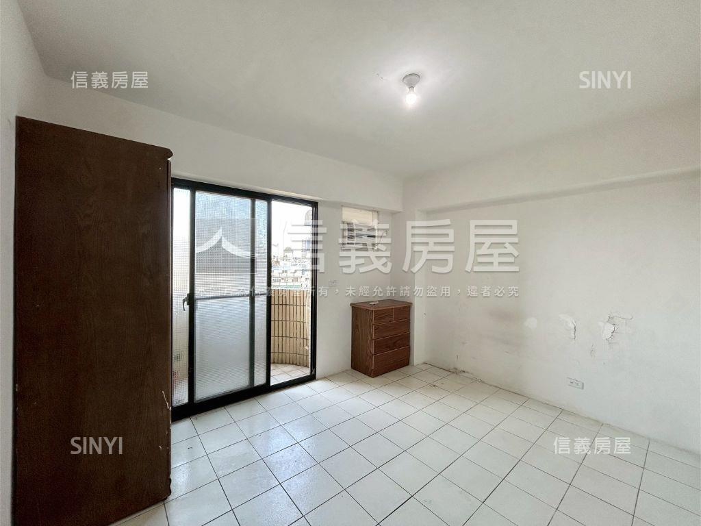 低總價曙光華廈房屋室內格局與周邊環境