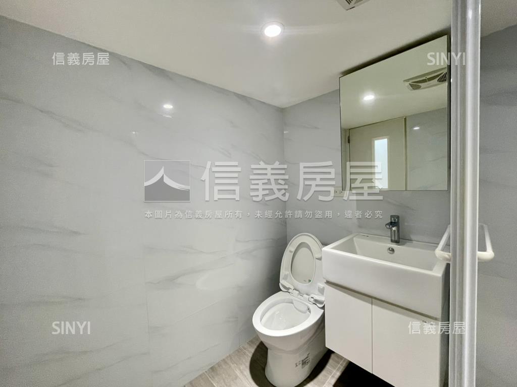 晶華商圈全新裝潢電梯三房房屋室內格局與周邊環境