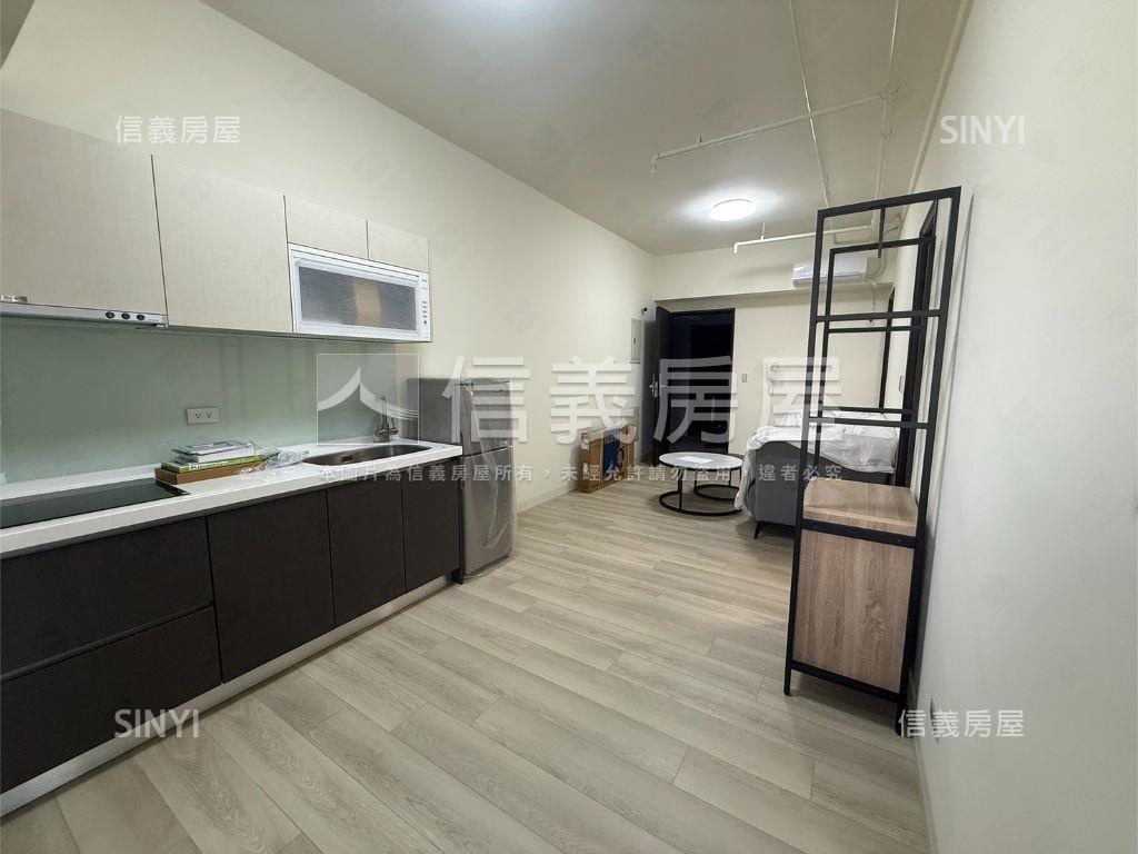 專任左營三鐵視野帝王平車房屋室內格局與周邊環境