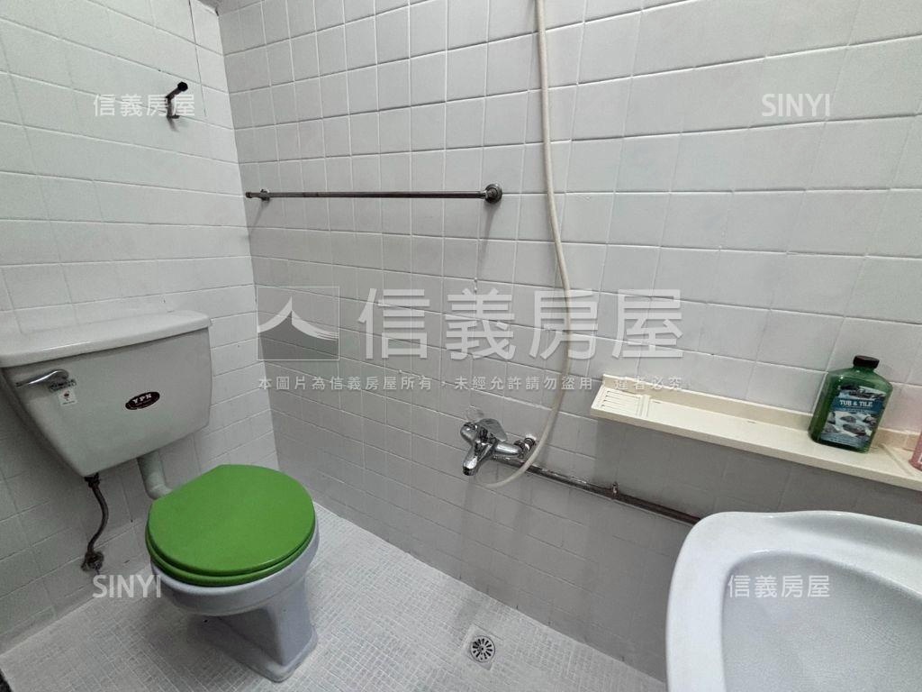 魔術空間健身公寓房屋室內格局與周邊環境