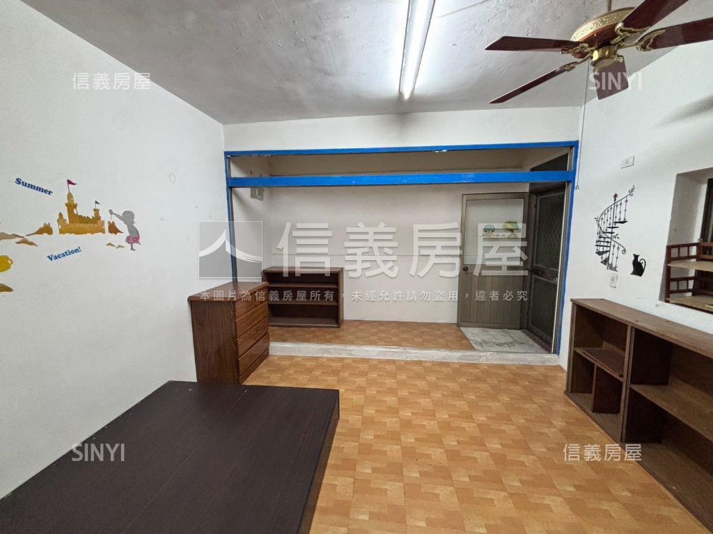 魔術空間健身公寓房屋室內格局與周邊環境