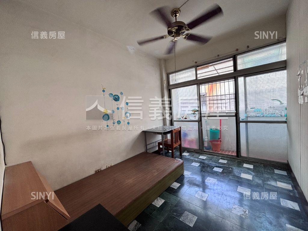 魔術空間健身公寓房屋室內格局與周邊環境