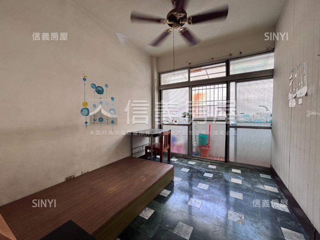 魔術空間健身公寓房屋室內格局與周邊環境