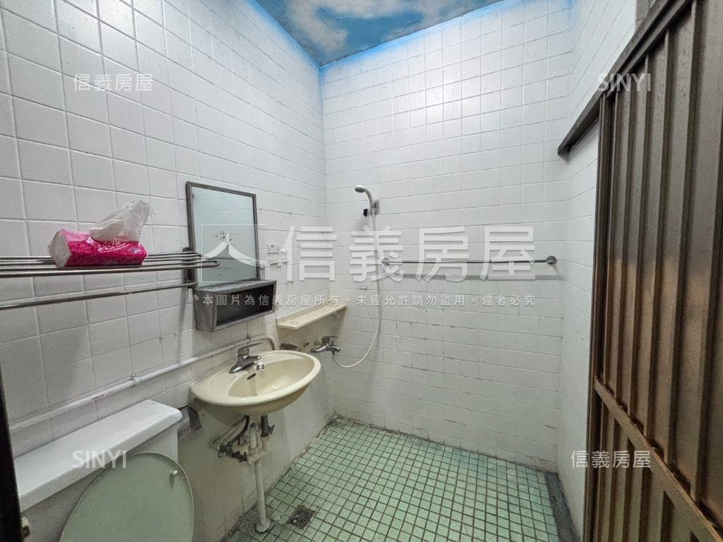 魔術空間健身公寓房屋室內格局與周邊環境