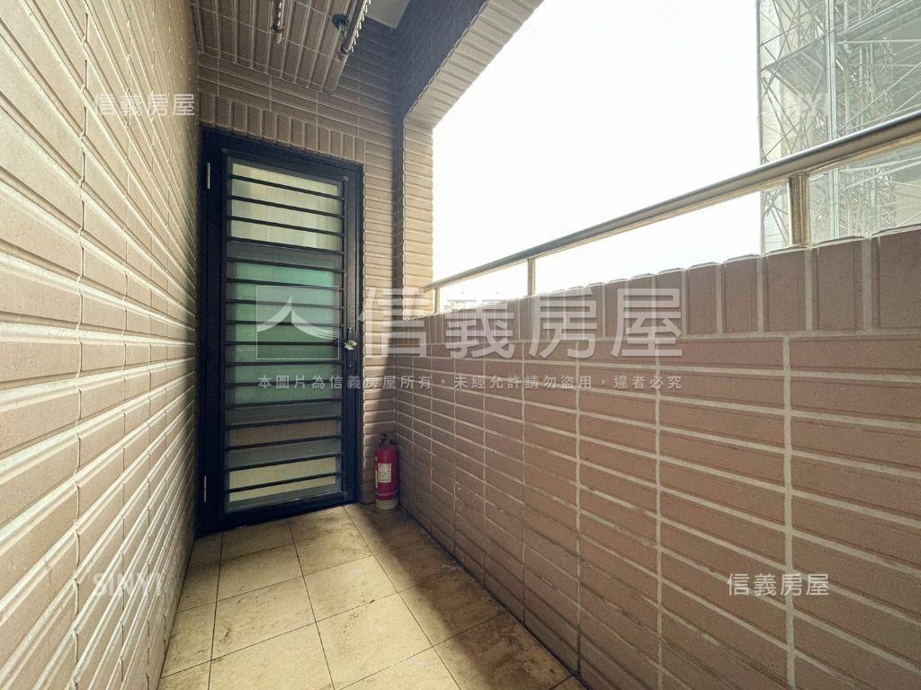 稀有雙囍稀有釋出露臺戶房屋室內格局與周邊環境