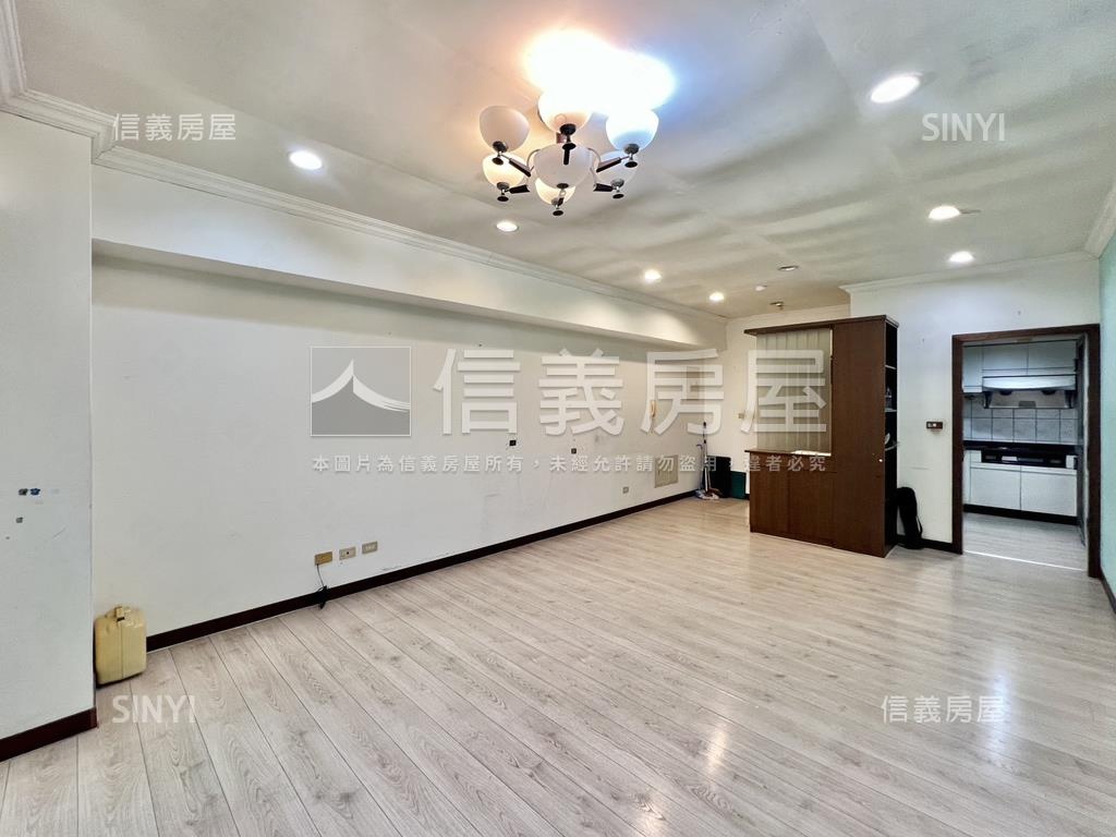 ㊝崇明居★高層景三房平車房屋室內格局與周邊環境