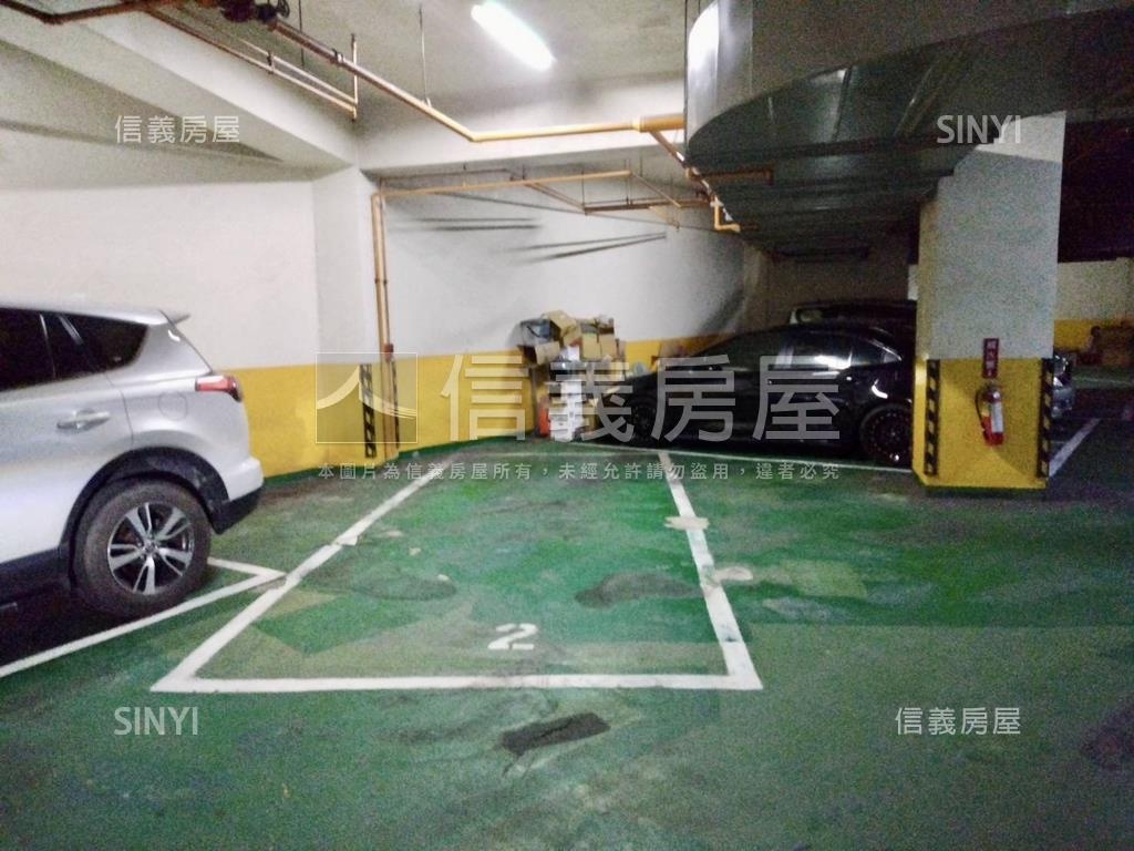 ㊝崇明居★高層景三房平車房屋室內格局與周邊環境