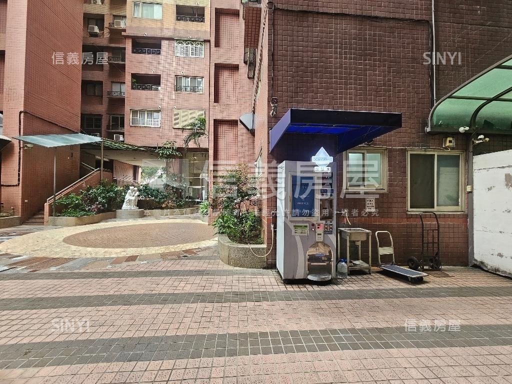 低總價高樓層美套房房屋室內格局與周邊環境