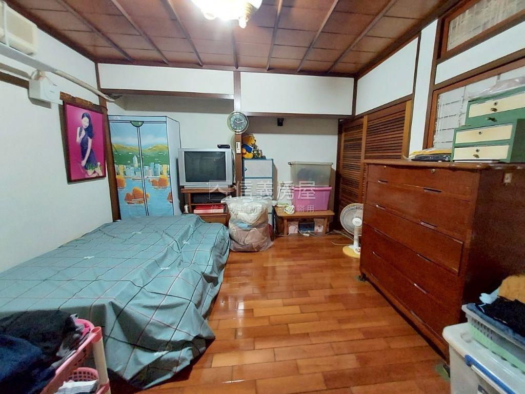 光華溫馨大地坪透天房屋室內格局與周邊環境