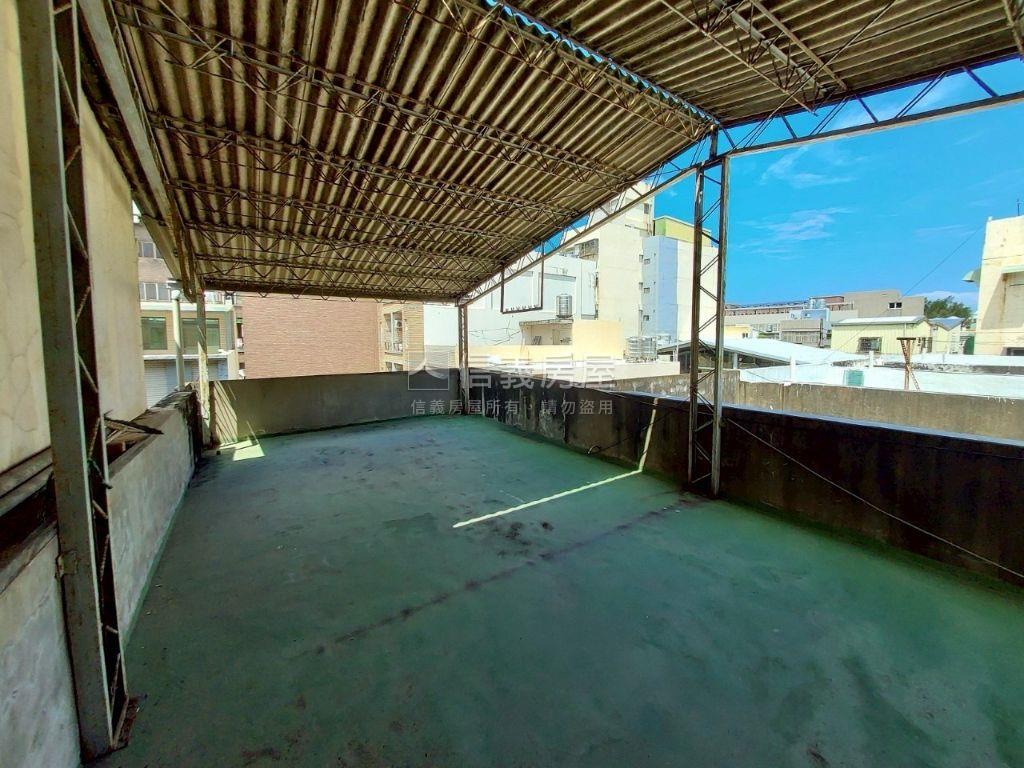 光華溫馨大地坪透天房屋室內格局與周邊環境