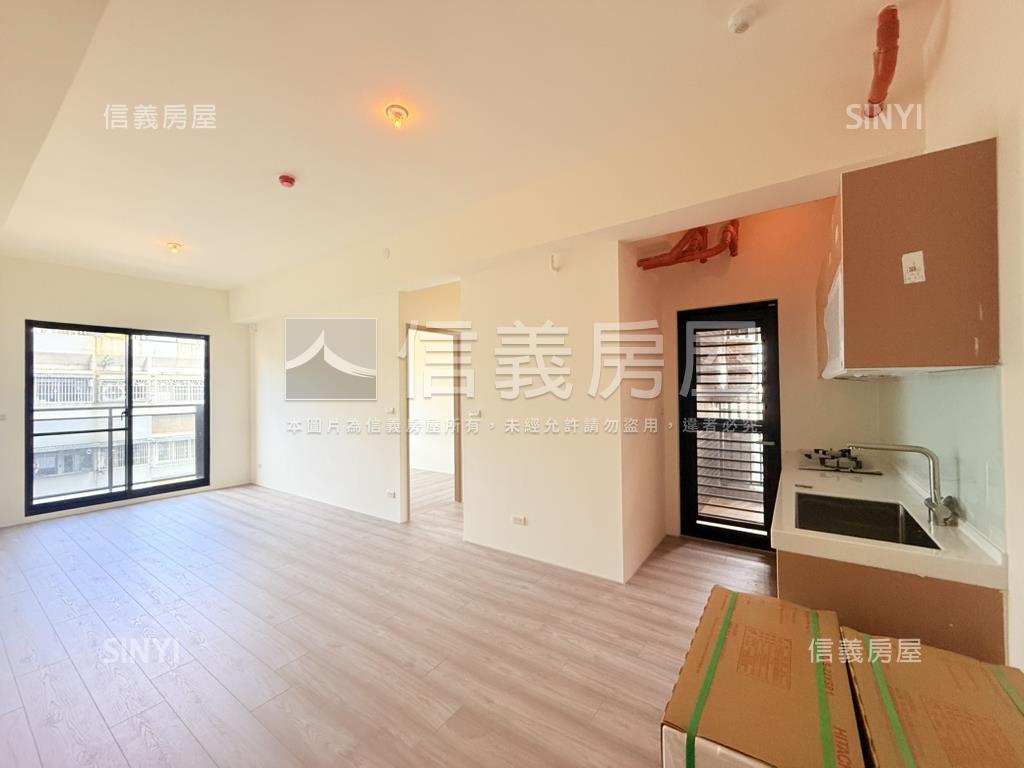 昂峰惟美方正三房美宅房屋室內格局與周邊環境
