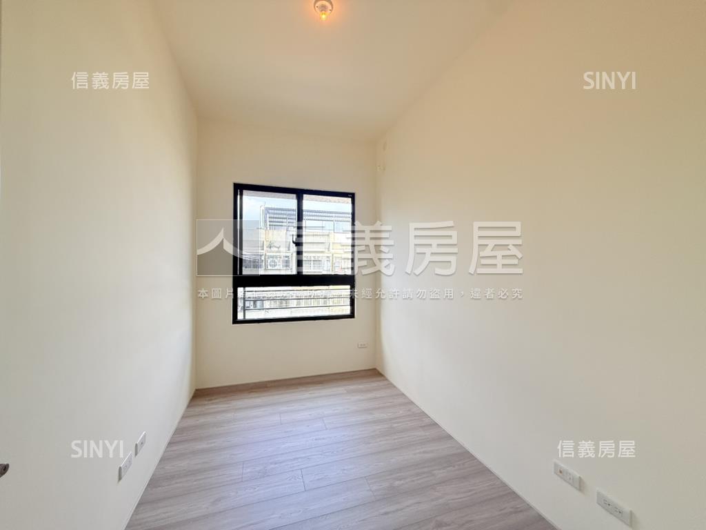 昂峰惟美方正三房美宅房屋室內格局與周邊環境