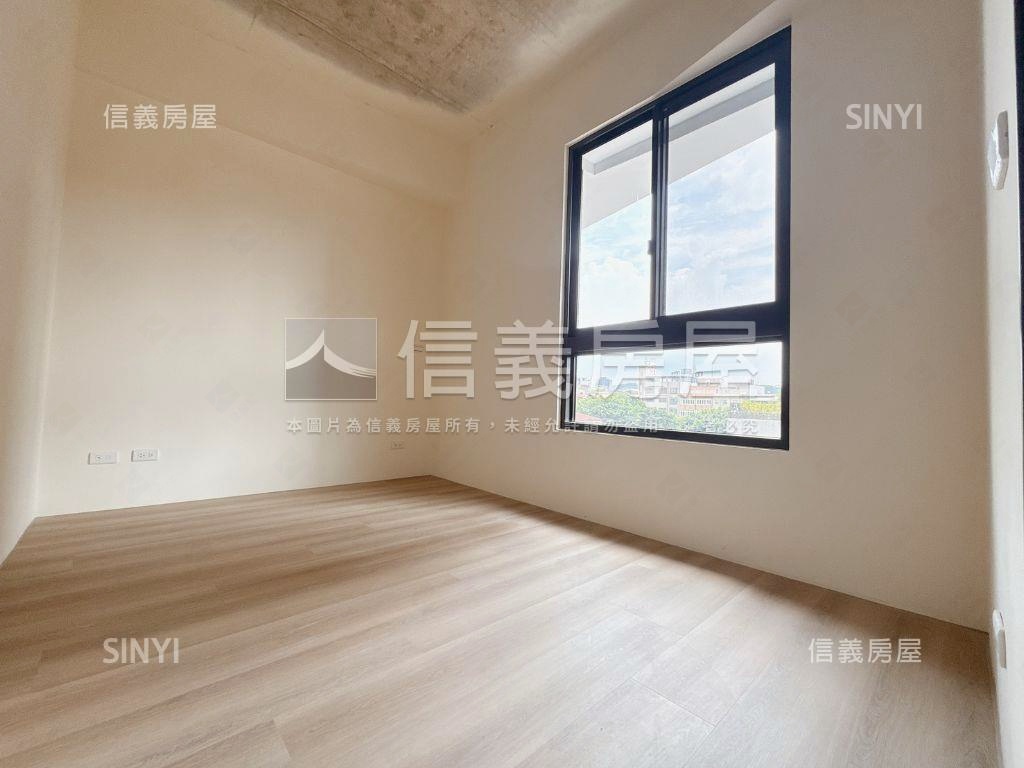 有謙４１期近市區三房車位房屋室內格局與周邊環境
