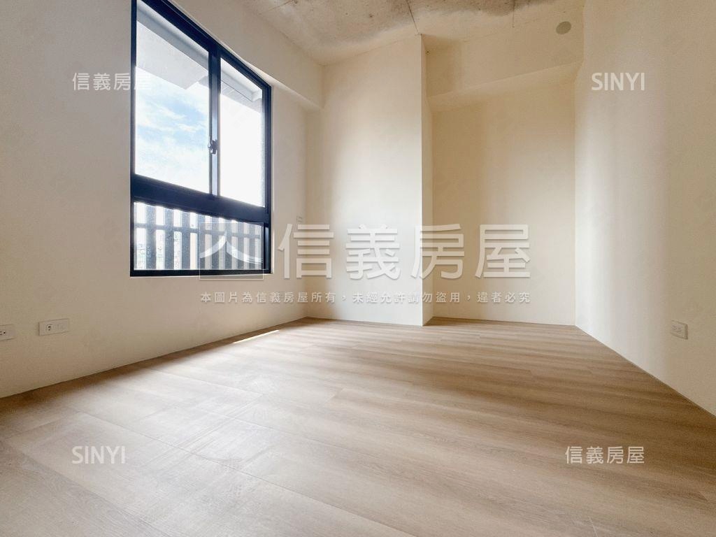 有謙４１期近市區三房車位房屋室內格局與周邊環境