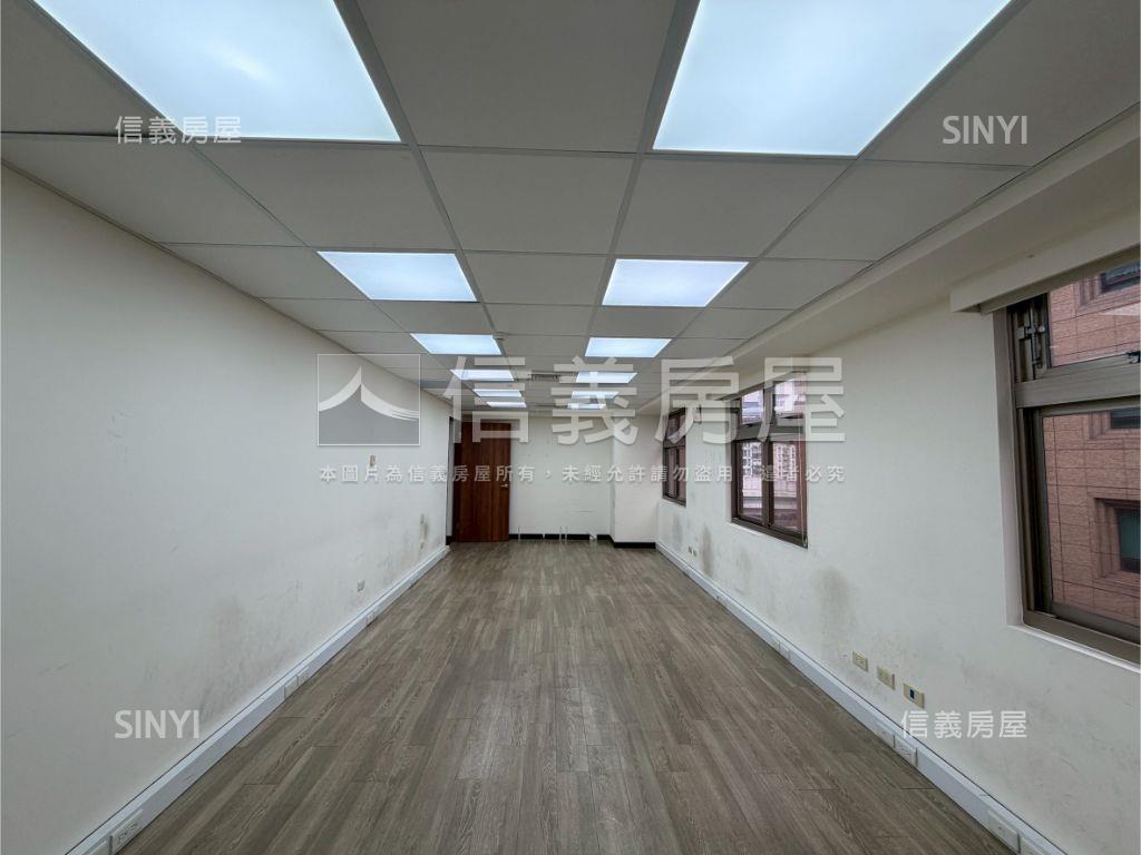 市府捷運台北京華大樓房屋室內格局與周邊環境