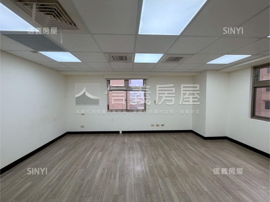 市府捷運台北京華大樓房屋室內格局與周邊環境