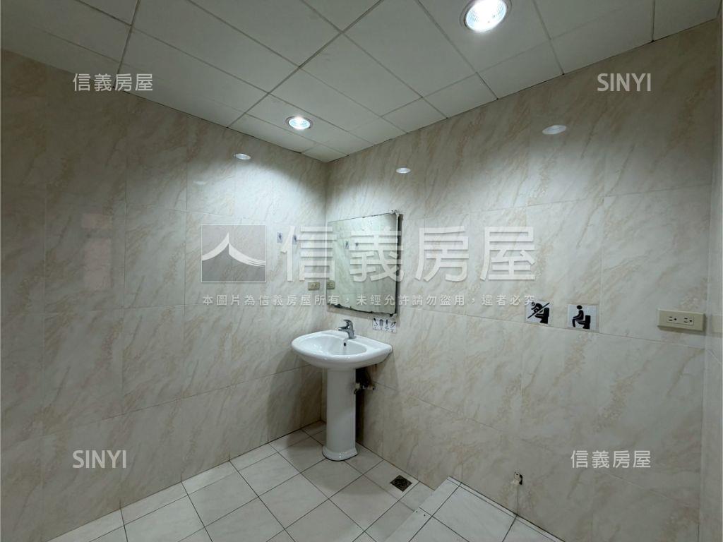 市府捷運台北京華大樓房屋室內格局與周邊環境