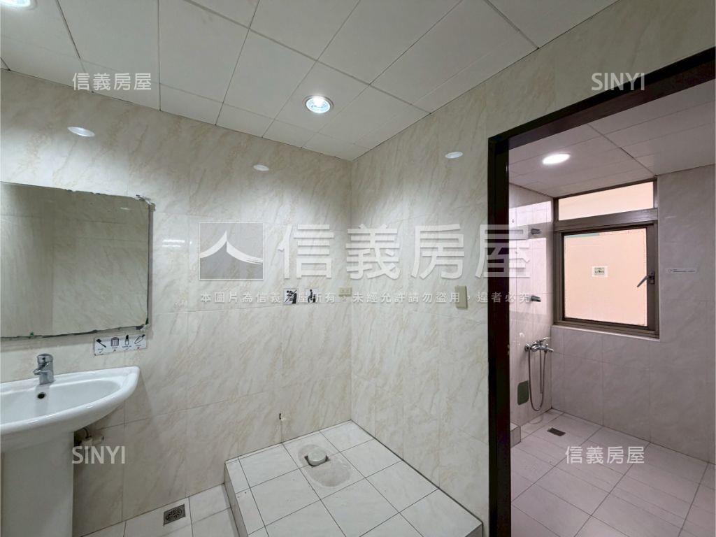 市府捷運台北京華大樓房屋室內格局與周邊環境