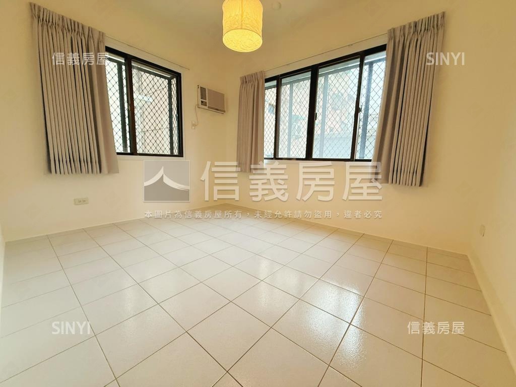 專任近公益路鼎王三房車位房屋室內格局與周邊環境