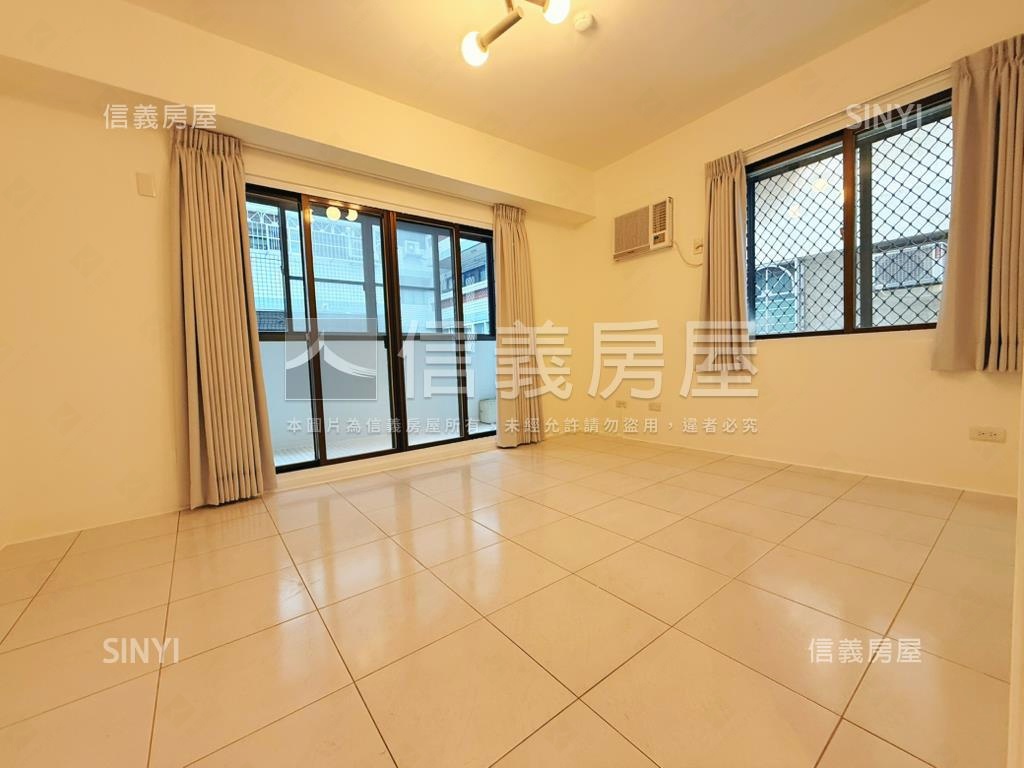 專任近公益路鼎王三房車位房屋室內格局與周邊環境