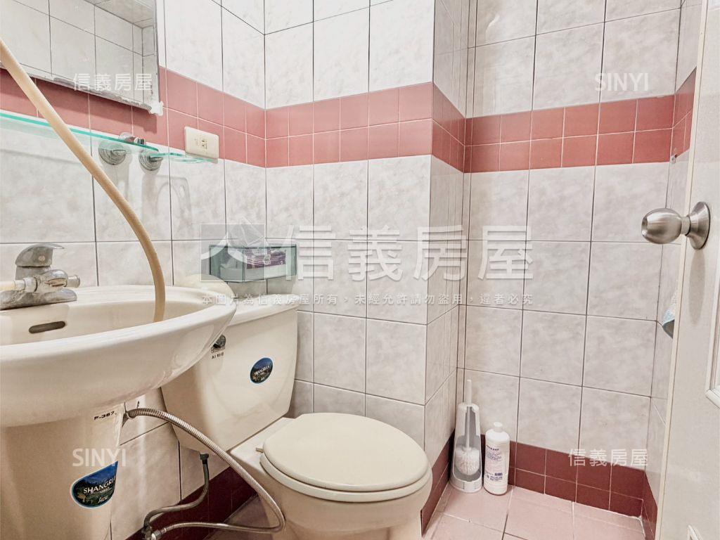 福山學區中高樓三房平車房屋室內格局與周邊環境