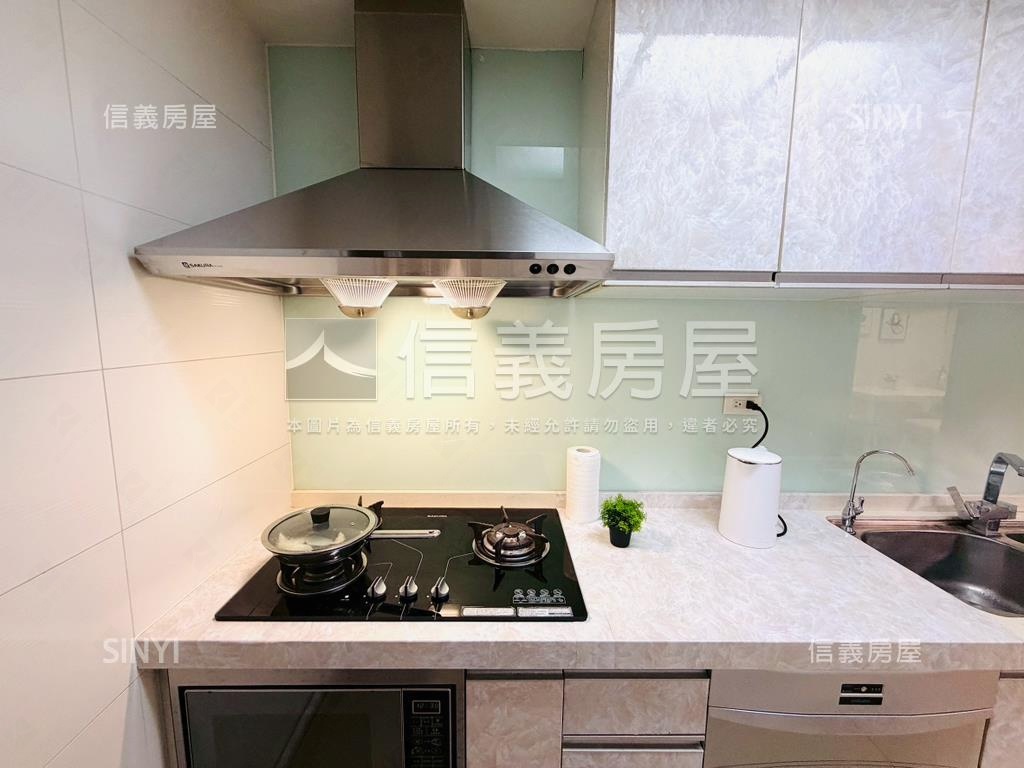 新北郡高樓兩房兩衛美邸房屋室內格局與周邊環境