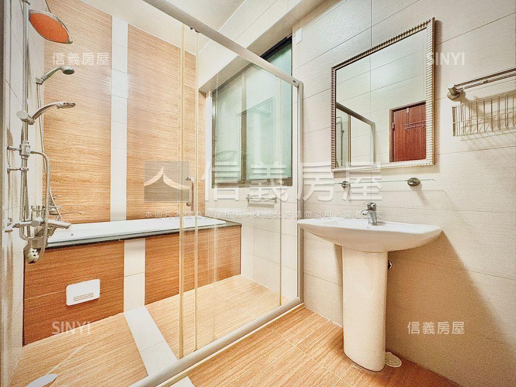 南科｜邊間質感雙車別墅房屋室內格局與周邊環境