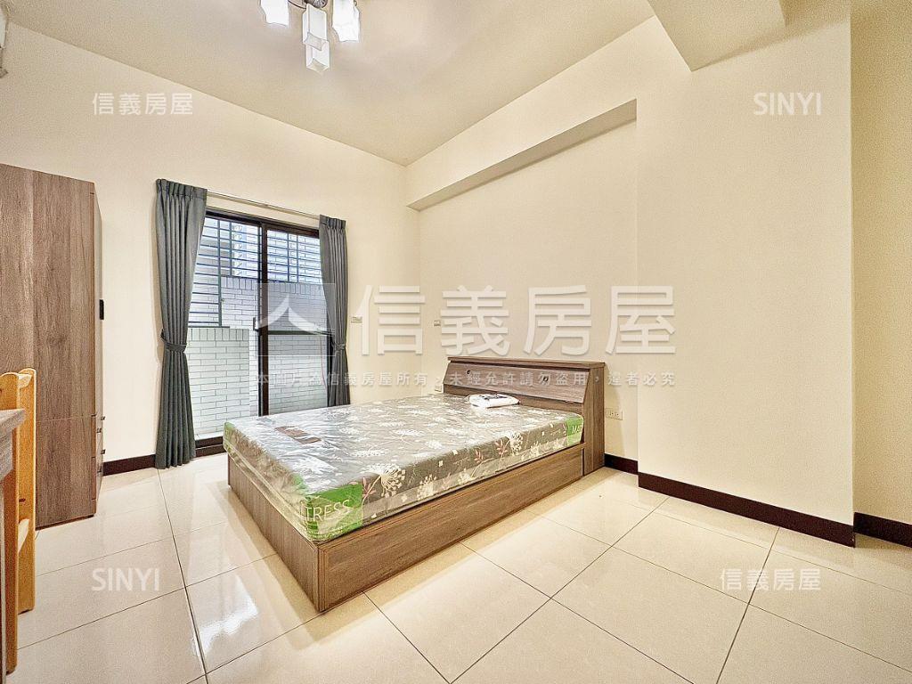 南科｜邊間質感雙車別墅房屋室內格局與周邊環境