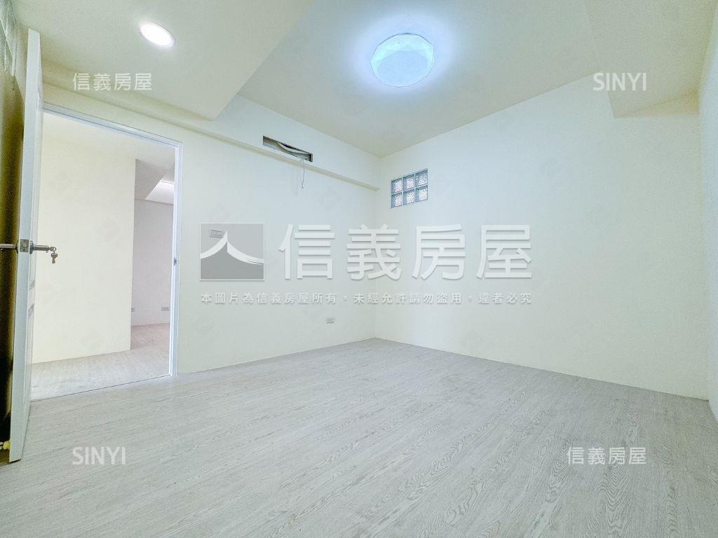 昌平商圈採光三房車位房屋室內格局與周邊環境