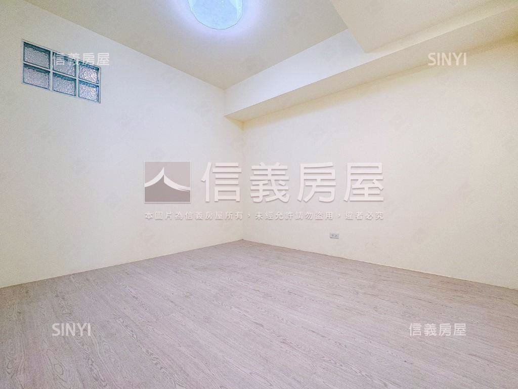 昌平商圈採光三房車位房屋室內格局與周邊環境